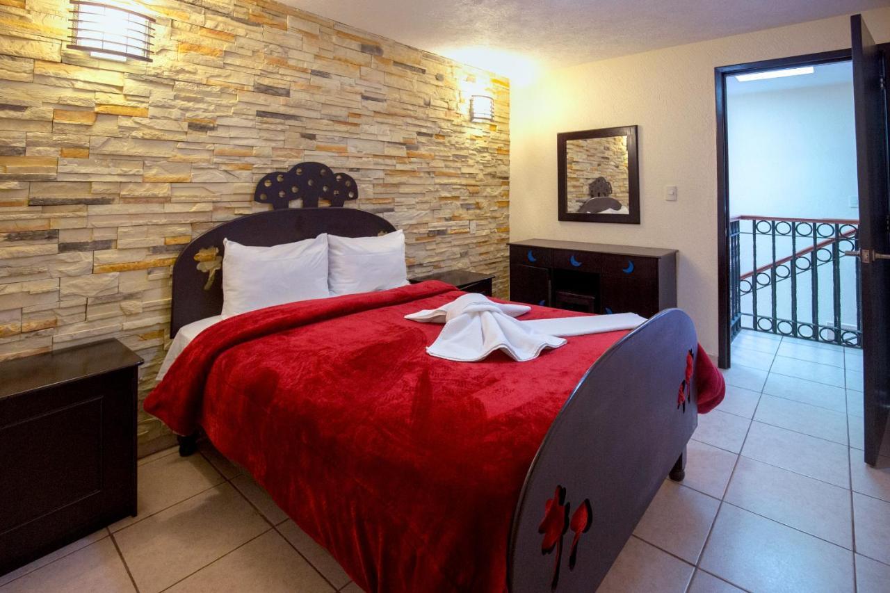 Hotel & Glamping Huasca Sierra Verde กูอัสกา เด โอกัมโป ภายนอก รูปภาพ