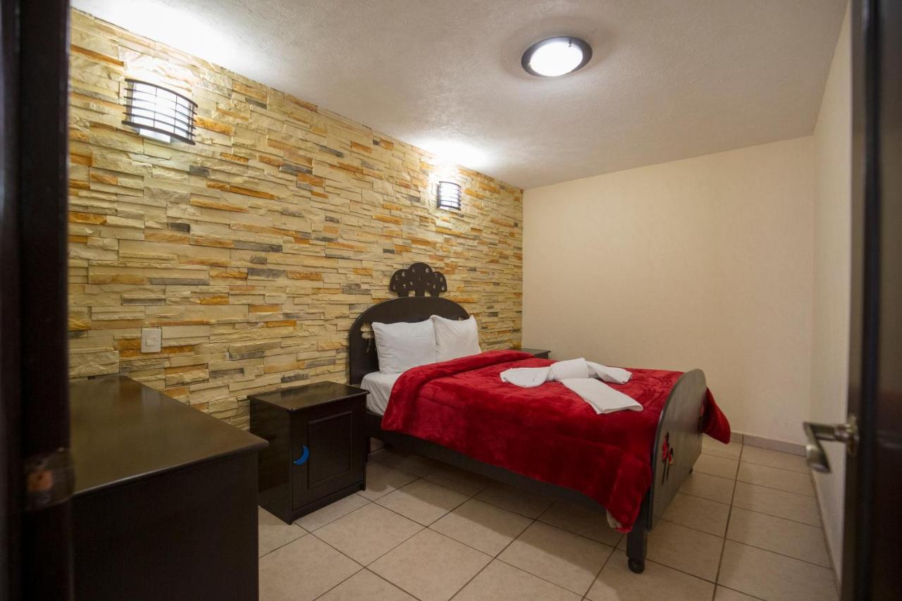 Hotel & Glamping Huasca Sierra Verde กูอัสกา เด โอกัมโป ภายนอก รูปภาพ