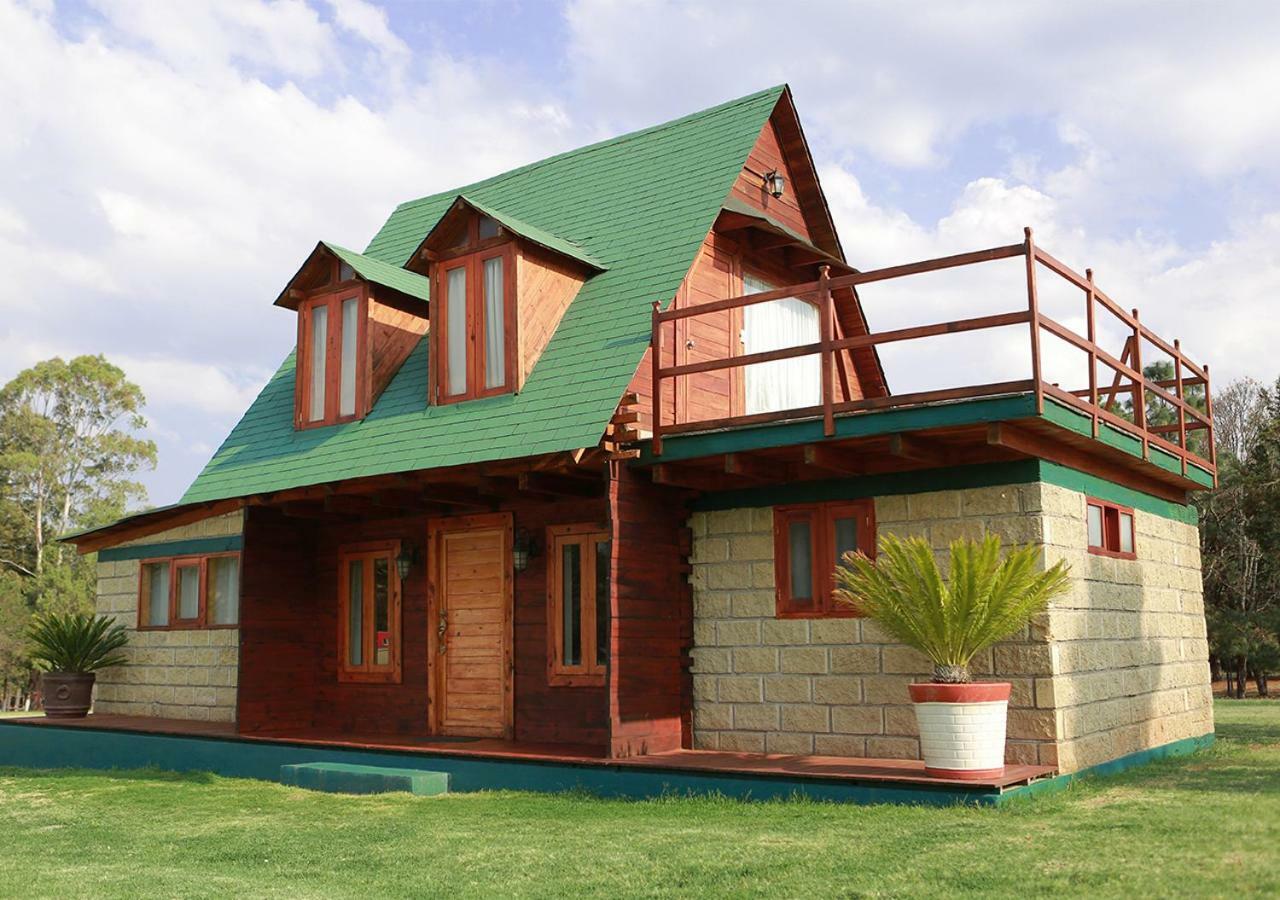 Hotel & Glamping Huasca Sierra Verde กูอัสกา เด โอกัมโป ภายนอก รูปภาพ